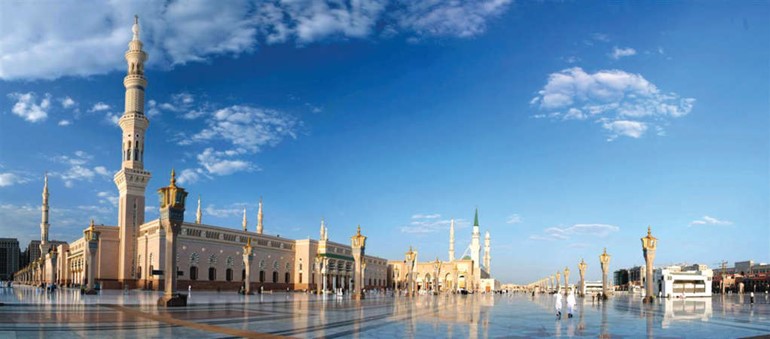 فاطمة الزهراء أفضل البنات وخير نساء العالمين
