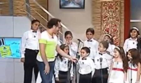 فيديو طريف.. طفل يحرج المذيع المصري: زهقت من مصر وعاوز أروح قطر!