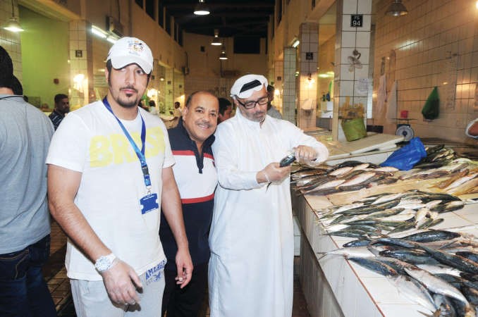 جانب من جولة البلدية في المباركية﻿