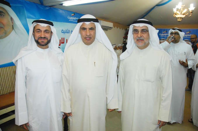 دفاضل صفر وصالح الفضالة واحمد لاري
