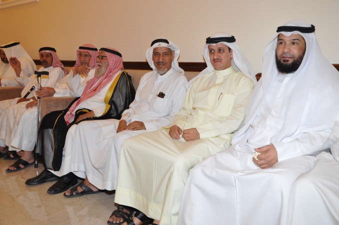 فارس العتيبي متوسطا محبيهاحمد علي