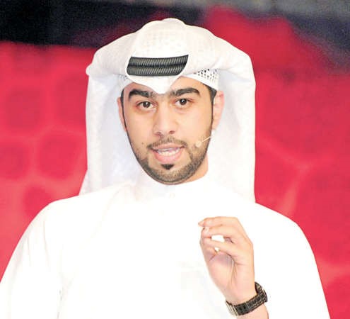 المذيع احمد الموسوي﻿