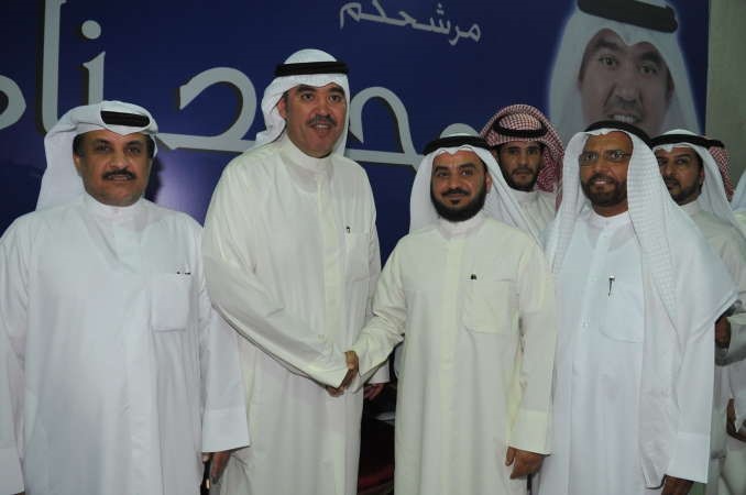دمحمد الحويلة يقدم التهاني