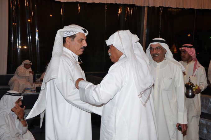 عبدالله المعيوف يتلقى التهاني
