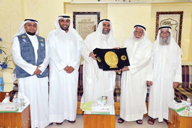 احمد الهلال وجمال النامي يكرمان حمود الرومي ويبدو العتيقي