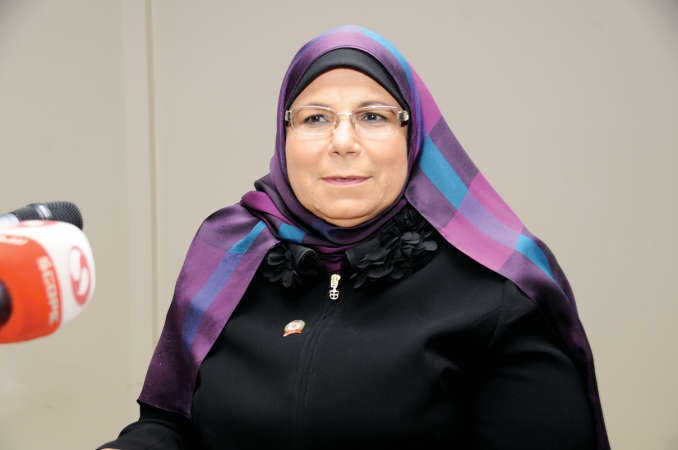 منيرة الفضلي﻿