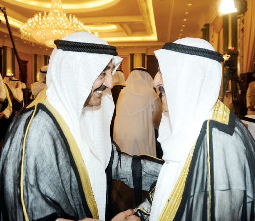 صاحب السمو الامير الشيخ صباح الاحمد يتلقى تهنئة جاسم الخرافي﻿