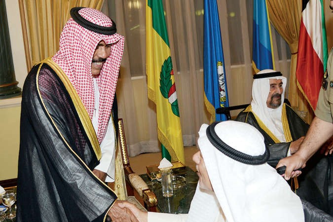 سمو ولي العهد يتلقى التهنئة﻿