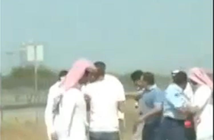 بالفيديو.. هوشة شبابية تعطل المرور على الدائري السابع