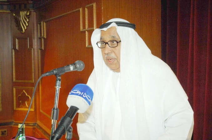 عمر الغرير متحدثا 