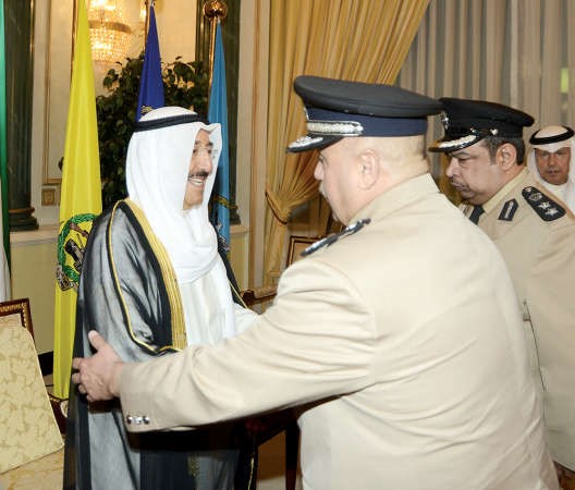 صاحب السمو الامير الشيخ صباح الاحمد يتلقى تهنئة الفريق سليمان الفهد﻿