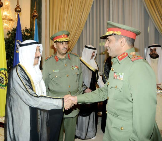 احد قادة الحرس الوطني يهنئ صاحب السمو﻿