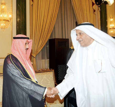 الشيخ دابراهيم الدعيج يتلقى التهاني﻿