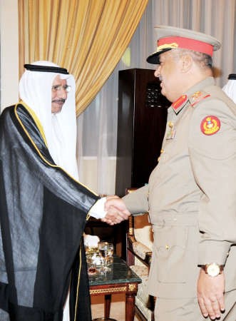 الشيخ شملان العبدالعزيز يتلقى التهاني﻿