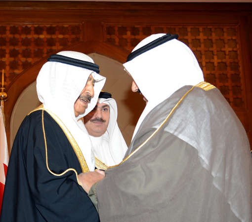 سمو الشيخ ناصر المحمد مرحبا بصاحب السمو الملكي الامير خليفة بن سلمان