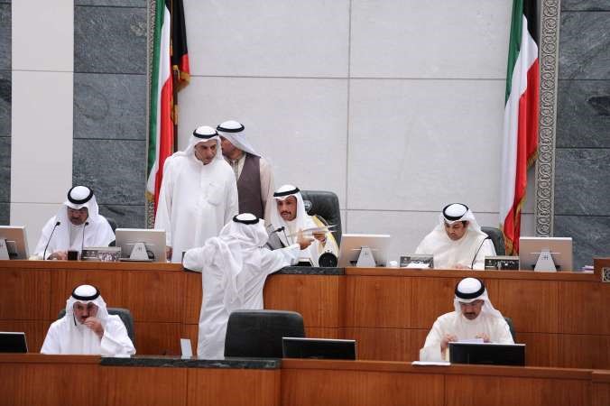 رئيس مجلس الامة مرزوق الغانم ونائبه مبارك الخرينج وامين السر يعقوب الصانع وفيصل الشايع على المنصة هاني الشمري﻿