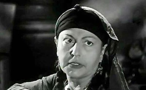 قصص مؤثرة عن أشهر الفنانين الذين تحولوا إلى الإسلام