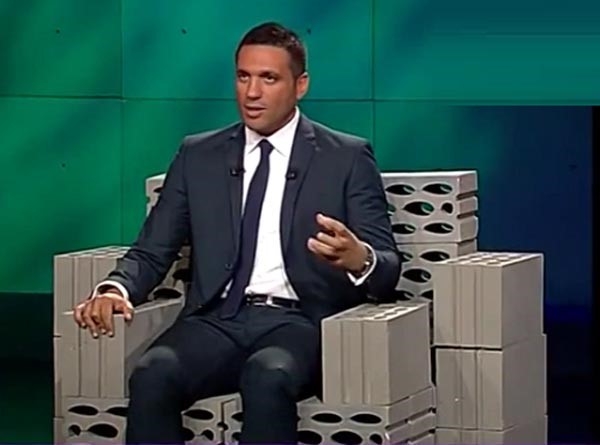 بالفيديو..ممثل مصري: مبارك كان سبب في موت أبويا وأخويا