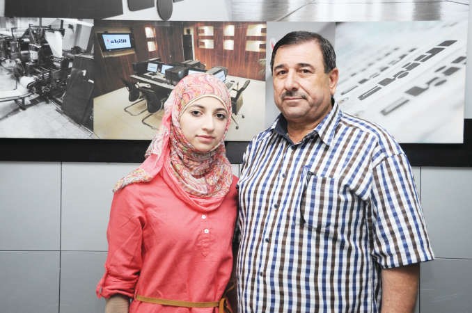 سلاف الكفري مع والدهافريال حماد﻿