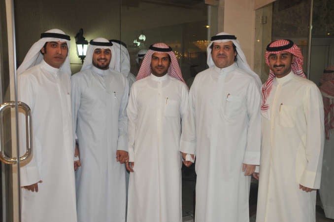 سلطان اللغيصم بين المباركين والمهنئين