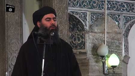 بالفيديو والصور.. لماذا ظهر "الخليفة" الداعشي بالعمامة السوداء؟.. وأميركا لا تزال تحلل الفيديو