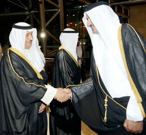 سمو الشيخ جابر المبارك في وداع امير قطر﻿