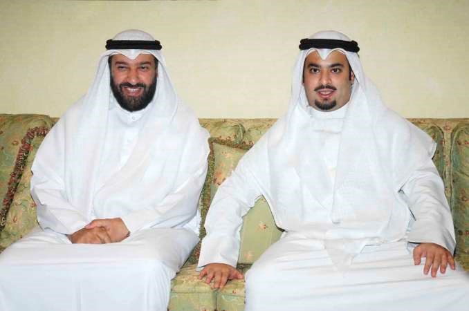 د علي العمير مهنئا