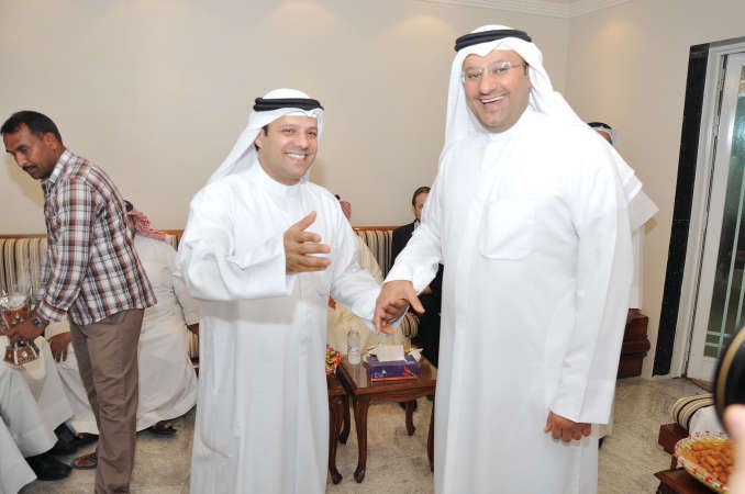  دعلي العبيدي مباركا للكندري
