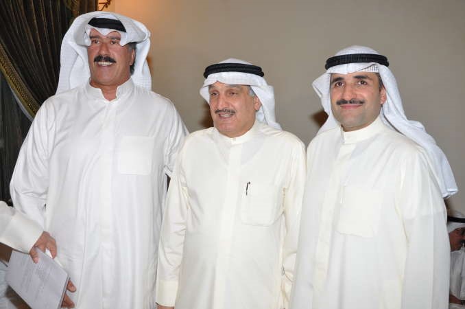 العوضي بين المباركين
