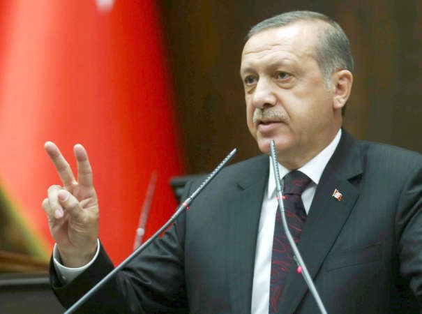 رجب طيب اردوغان خلال القائه كلمة امام نواب حزبه بالبرلمان في انقرة امس الاول افب
