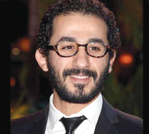 لاعب نادي القرين لكرة اليد عبدالعزيز نجيب: أنتظر أعمال الفنان أحمد حلمي