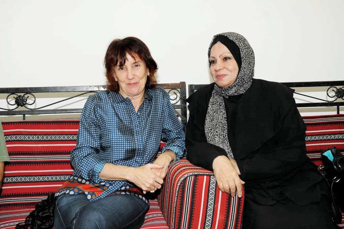 ممثلة السفارة الاسبانية تتحدث للزميلة ليلى الشافعي
