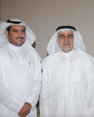 احمد لاري بين محبيه