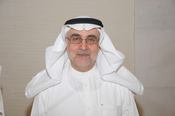 احمد لاري
