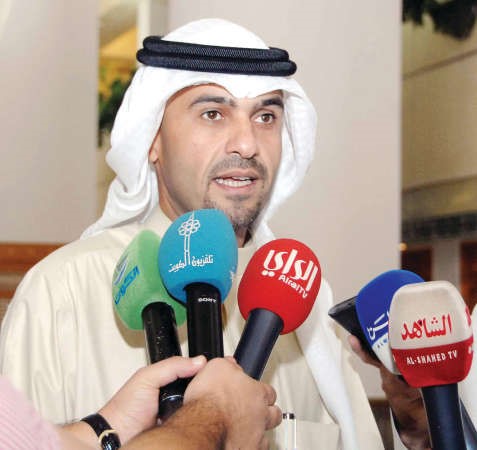 انس الصالح متحدثا في مجلس الامة امس﻿