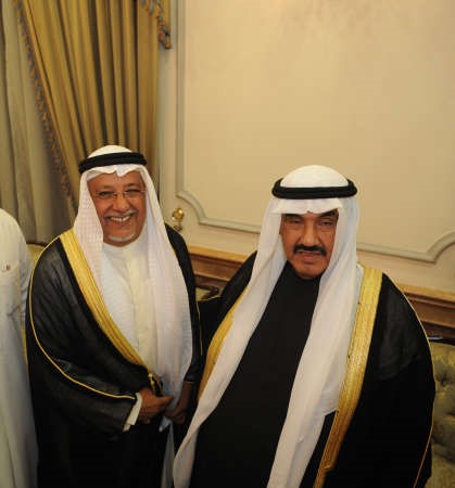 الشيخ علي الجراح مهنئا
