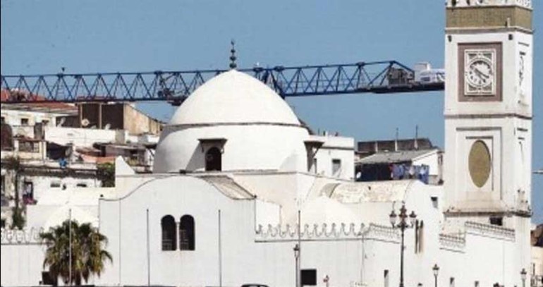 الجامع الكبير في خليج الجزائر بالعاصمة الجزائرية