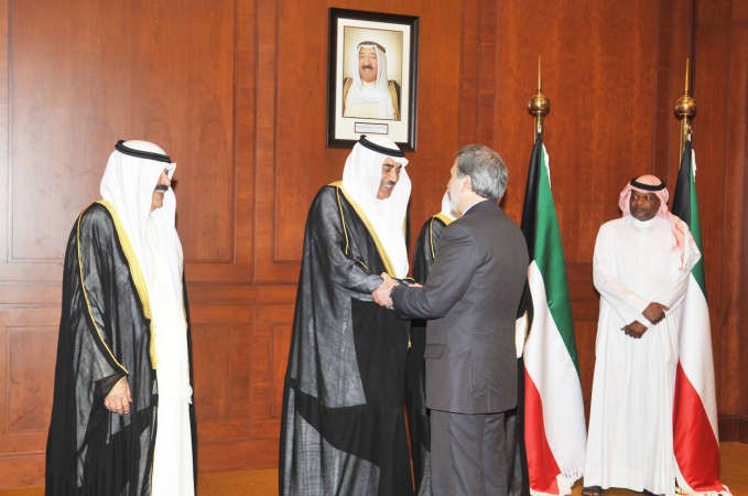  والسفير الايراني علي رضا عنايتي مهنئا﻿