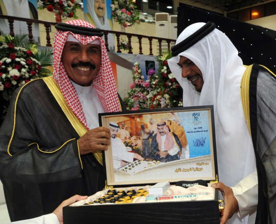 هدية لسمو ولي العهد من النادي الرياضي للمعاقين﻿