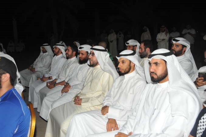 اسامة الشاهين يتوسط الحضور