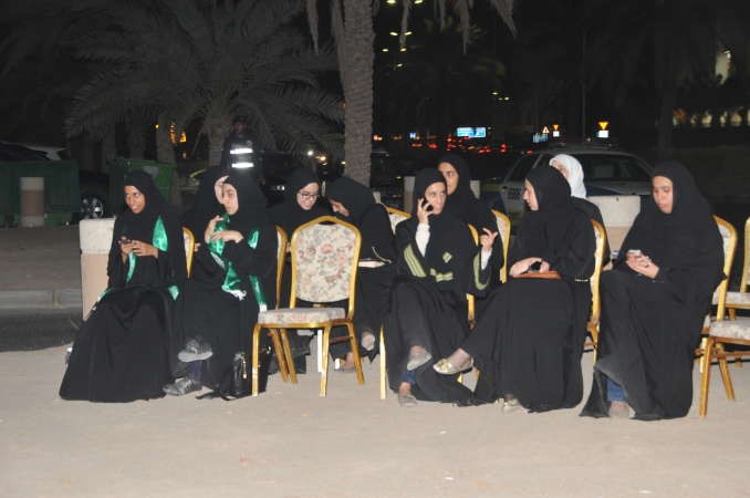 الحاضرات للتضامن مع غزة