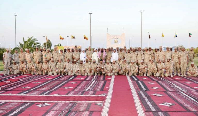 فريق زين مع افراد معسكر لواء التحرير السادس ﻿