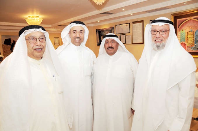 علي الموسى مع احمد باقر وابراهيم العبدالله﻿