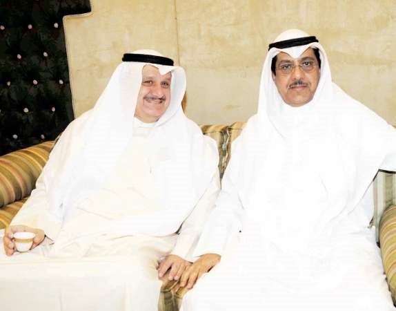 مبارك الخرينج وعيسى الكندري شاركا في غبقة تواصل