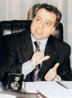 د صلاح حنين﻿