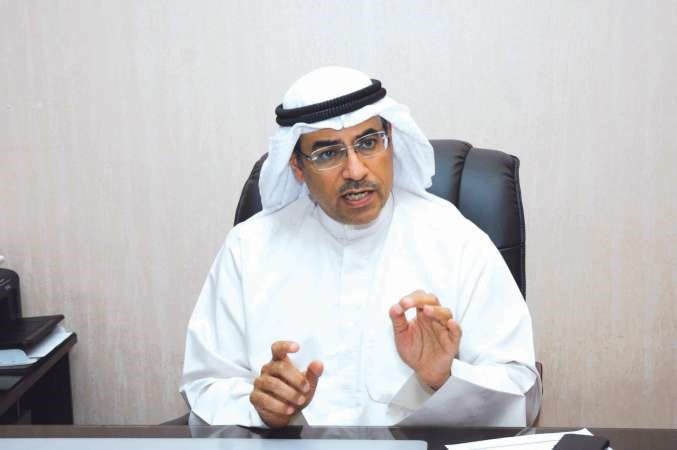 مدير العلاقات العامة والاعلام في جمعية الهلال الاحمر خالد الزيد