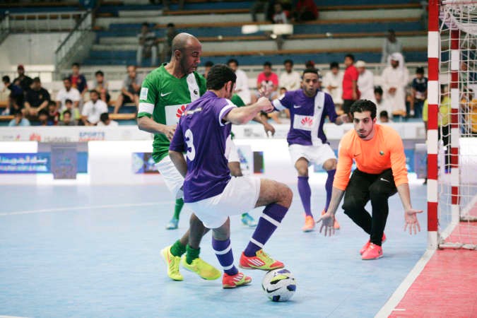 محاولة لاصطياد الهدف وترقب من الحارس﻿