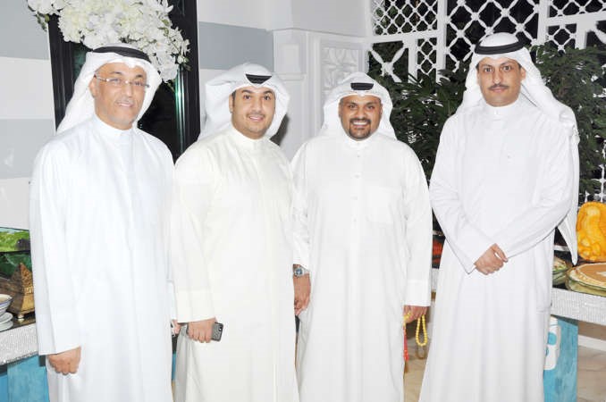 المستشار صلاح الجيماز مع بعض الحضور