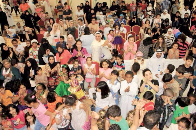 من الحضور 