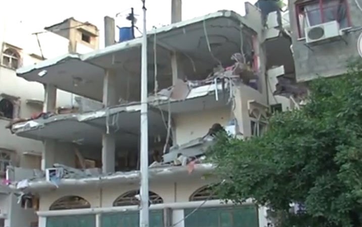 بالفيديو.. لحظة قصف منزل في غزة بصاروخيْ "F16" 